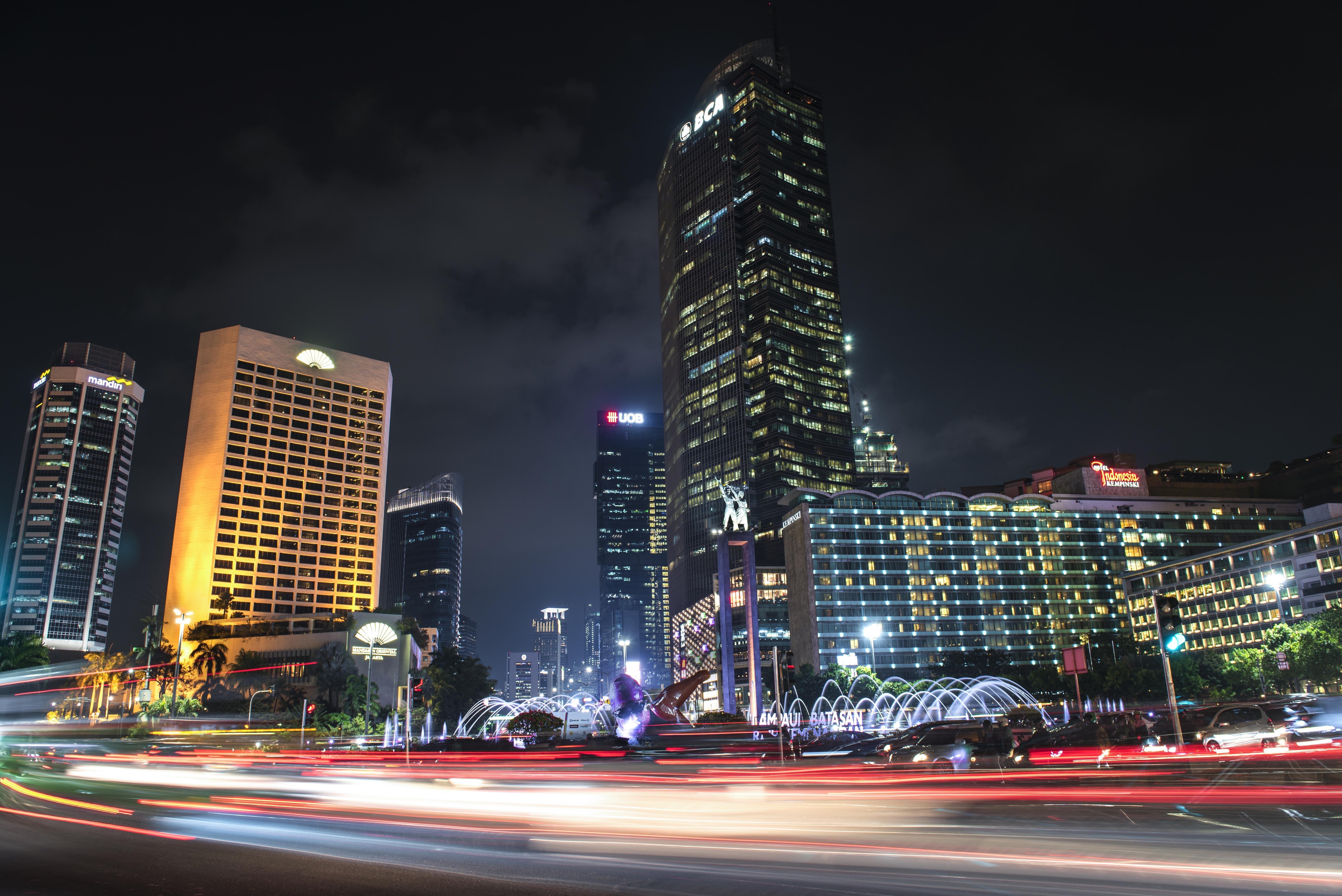Holiday Inn Express Jakarta Matraman By Ihg Exterior foto